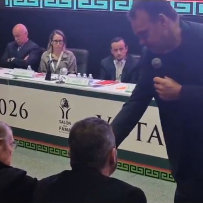 David Faitelson se disculpa públicamente con José Ramón Fernández en Pachuca
