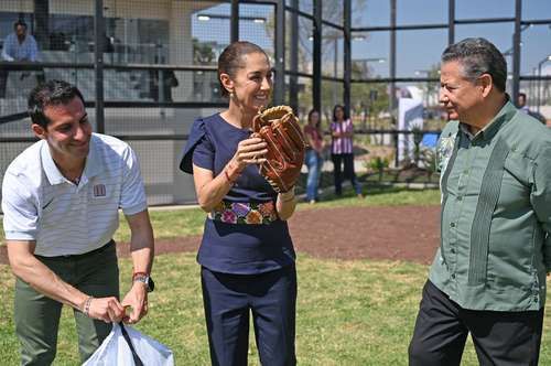 Sheinbaum inaugura Ciudad Deportiva en Pachuca y convoca a la Clase Nacional de Béisbol y Sóftbol