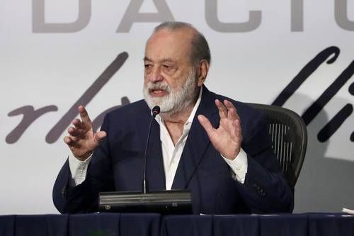 Carlos Slim anuncia inversión de 5,000 mdd en 2026 y califica de “irracional” la rebaja a México