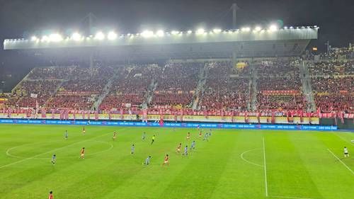 Estadio Yuexiushan, testigo del auge y caída del fútbol en Guangzhou