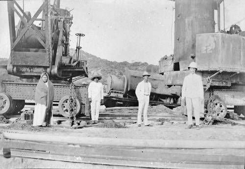 Exhiben en la Antigua Casona de Xicoténcatl fotografías históricas del Ferrocarril de Tehuantepec