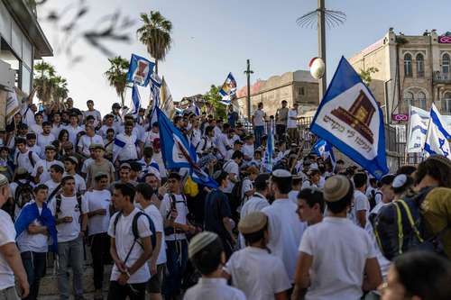 Ultranacionalistas marchan en Jerusalén y corean “muerte a los árabes” en el Día de Jerusalén