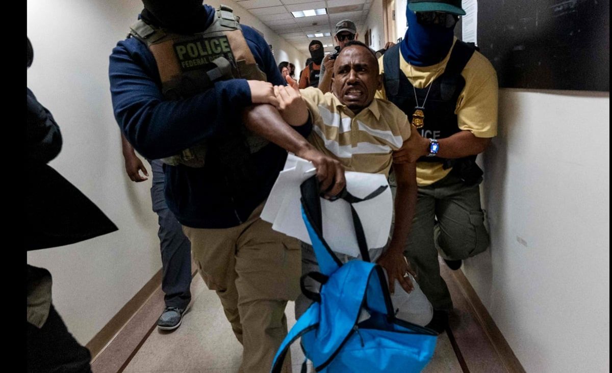 juez-federal-bloquea-arrestos-de-ice-en-tribunales-de-inmigracion