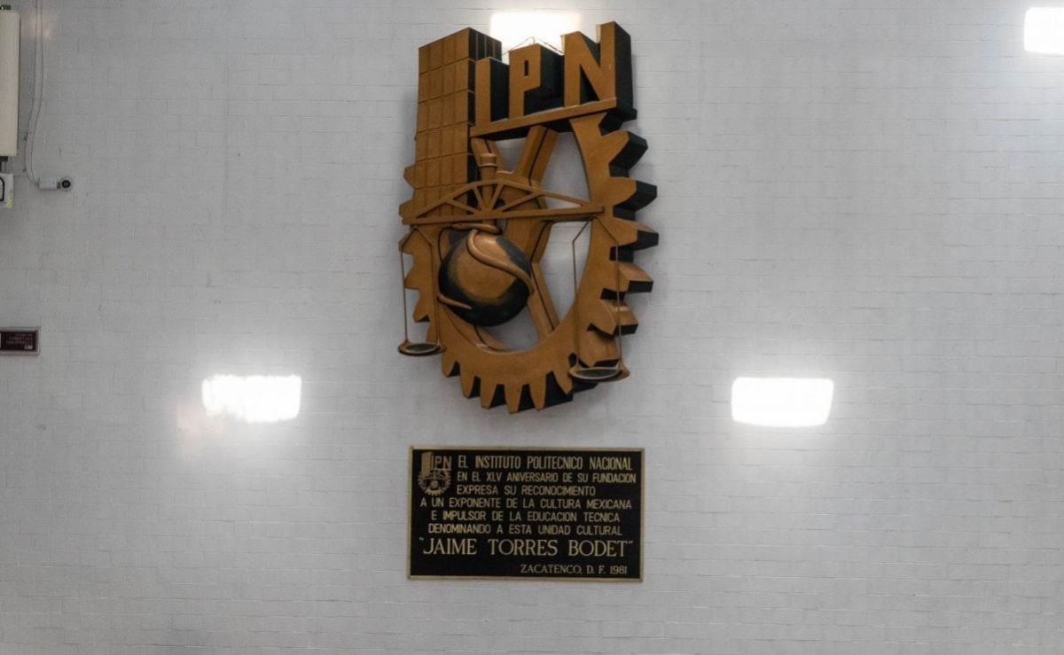 sep-ofrece-prohibir-cobro-de-cuotas-en-el-ipn-y-acuerda-mesa-permanente-para-atender-el-pliego-petitorio