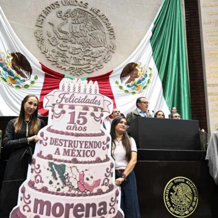 Diputados de Morena acusan boicot y se quedan sin asistir al festejo por los 15 años del partido