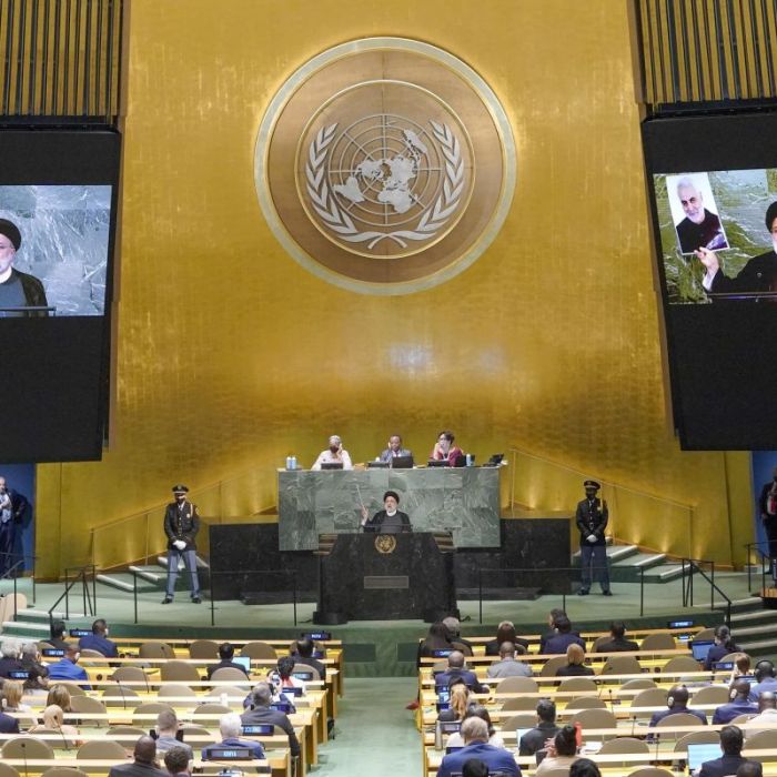EU expulsa a dos integrantes de la delegación iraní ante la ONU