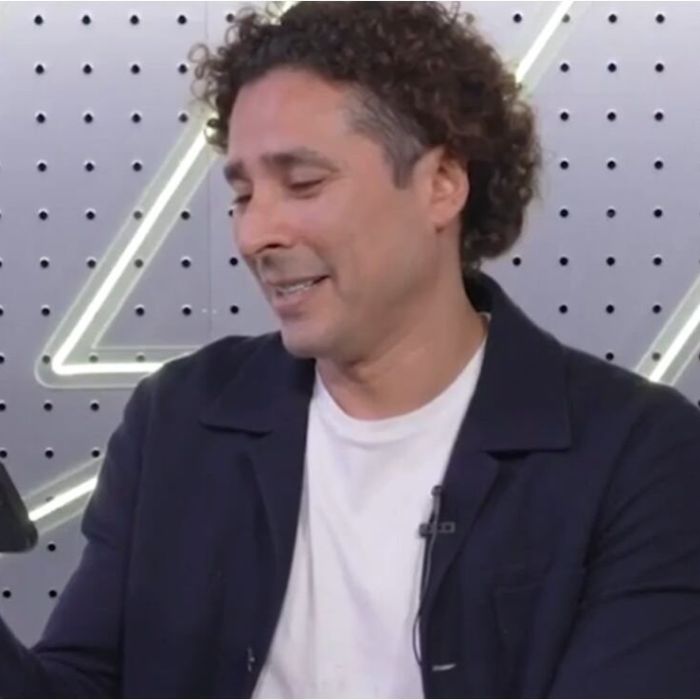 Guillermo Ochoa revive sus mejores atajadas en España y reacciona con nostalgia