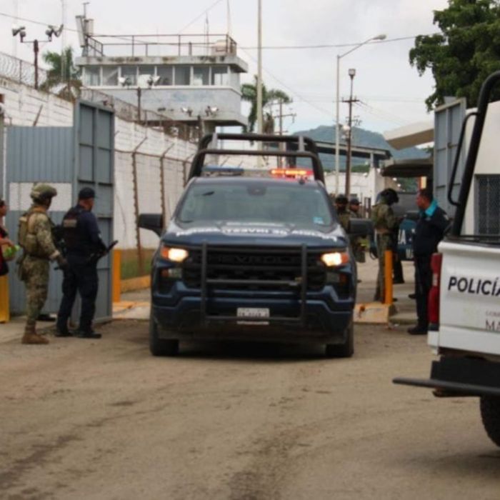 Riña en penal de Mazatlán deja saldo preliminar de seis muertos y 15 heridos