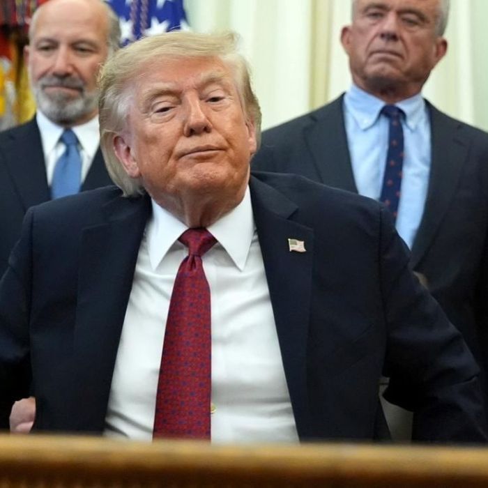 Trump dice que pronto decidirá cómo terminar la guerra contra Irán