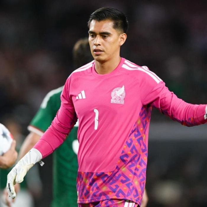 ‘Tala’ Rangel recibe grito homofóbico de la afición mexicana tras derrota ante EU